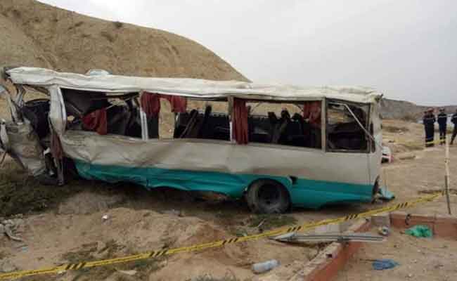 انقلاب حافلة لنقل المسافرين يخلف قتيلا و 17 جريحا بالمسيلة