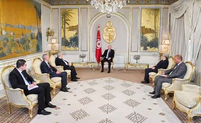 استقبال لعمامرة من طرف الرئيس التونسي قيس سعيد