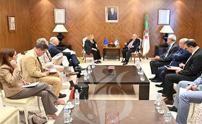 استقبال لعمامرة للمبعوثة الخاصة للاتحاد الاوروبي لمنطقة الساحل