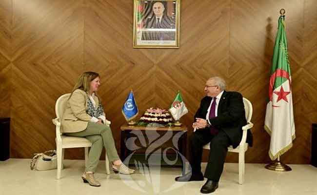 استقبال لعمامرة للمستشارة الخاصة المكلفة بقيادة جهود الامم المتحدة لحل الأزمة في ليبيا