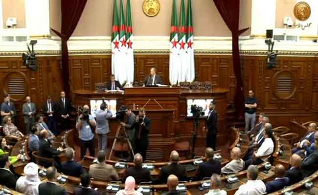 مصادقة مجلس الأمة بالإجماع على أعضاء مكتب المجلس