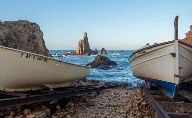 تفكيك شبكة تحترف تنظيم الرحلات غير الشرعية بالشلف