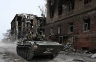 أوكرانيا تستعيد جثث مقاتليها