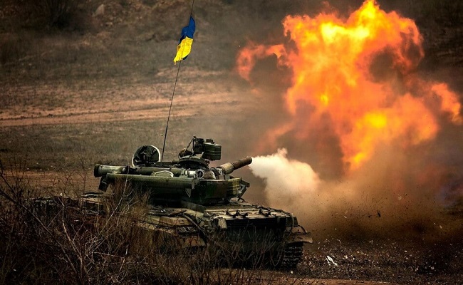 نفاد قذائف مدفعية أوكرانيا...