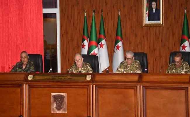 شنقريحة يزور الأكاديمية العسكرية لشرشال عشية حفل التخرج السنوي للدفعات