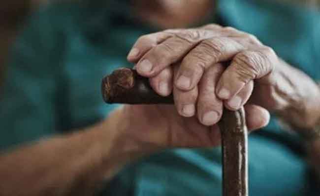 الإطاحة بثلاثيني يسلب المكفوفين و العجزة أموالهم بوهران