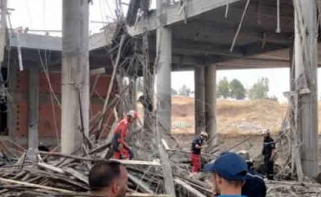 انهيار سقف إسمنتي بمسجد يخلف مصرع عامل و 4 مصابين بسطيف