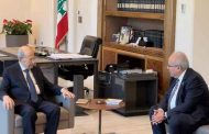 الرئيس اللبناني يؤكد أن القمة العربية بالجزائر تكتسي أهمية كبرى في ظل القضايا المصيرية الراهنة