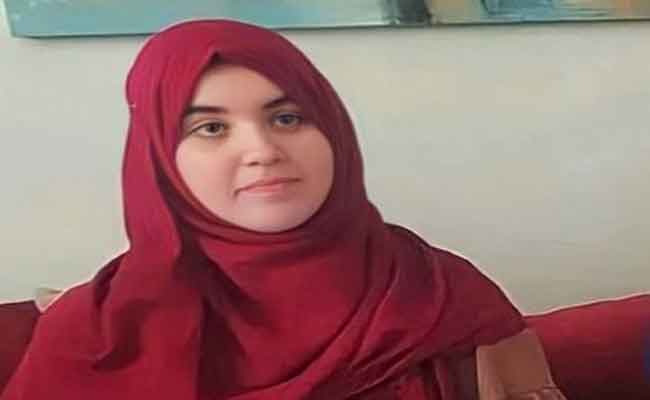 التلميذة إيمان بن عباس تحصل على المرتبة الأولى وطنيا في البكالوريا و هذا سر تفوقها