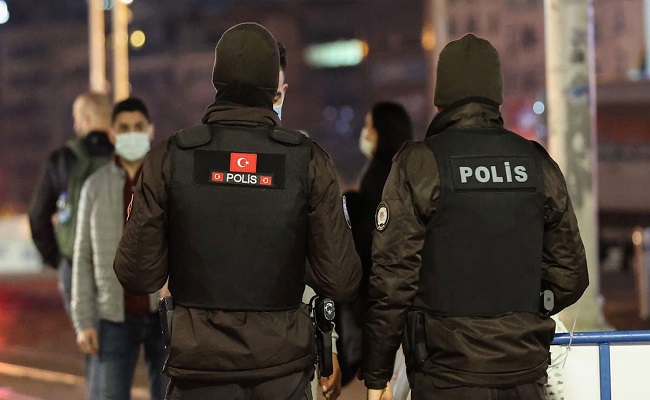 اعتقال 3 إيرانيين في تركيا...