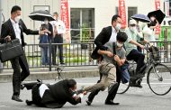 سبب صادم وراء اغتيال شينزو آبي رئيس وزراء اليابان