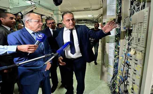 بوسليماني يكشف عن نية قطاعه تجهيز مؤسسة البث الاذاعي والتلفزي بمحطة أرضية لتوطين كل القنوات التلفزيونية الخاصة