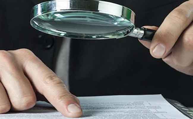 الإطاحة بشخصين تورطا في تزوير تأشيرة إسبانية