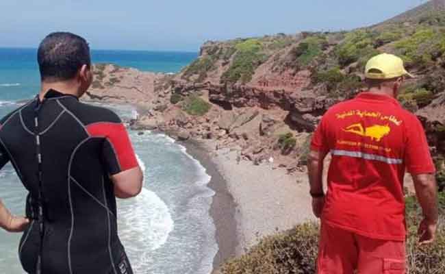 انتشال جثتي فتاتين توفيتا غرقا بشاطئ واد الزبوج بالشلف