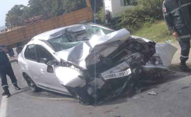 اصطدام سيارتين يخلف مصرع شخصين وإصابة 5 آخرين بعنابة