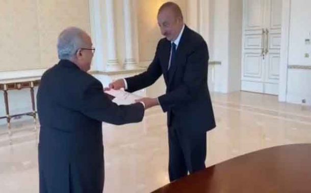 تسليم لعمامرة رسالة خطية من الرئيس تبون إلى نظيره الأذربيجاني