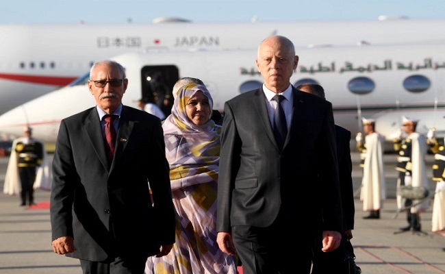 سكوب أغلى استقبال في العالم الجنرالات أعطوا رئيس تونس 200 مليون دولار لإستقبال زعيم البوليساريو