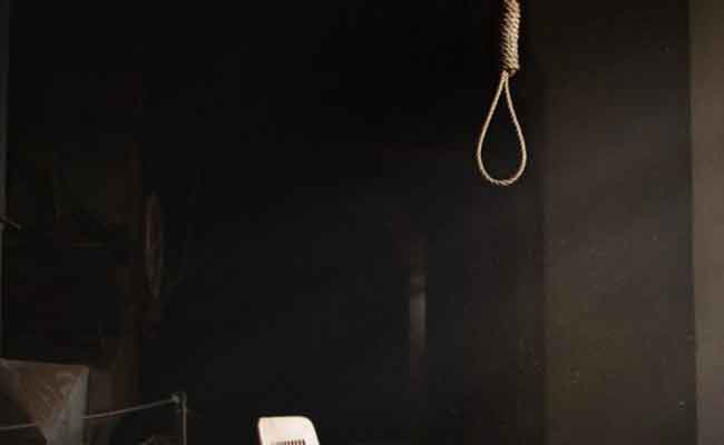 شاب ينهي حياته شنقا بتبسة