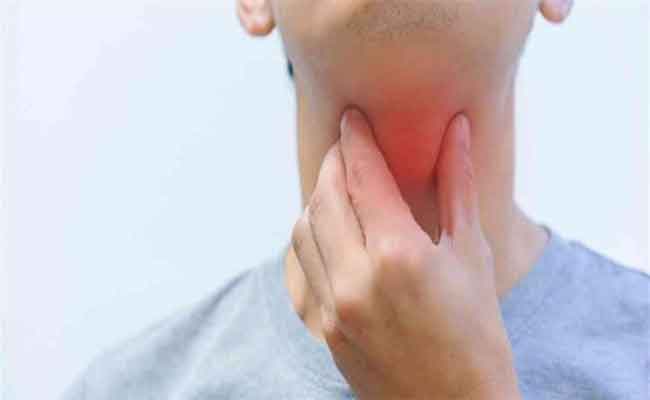 في المنزل…هكذا يتم علاج إحتقان الحلق بطرق طبيعية