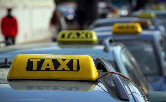 الاعتداء على سائق سيارة أجرة وسرقة سيارته وأغراضه على يد مجهولين بوهران