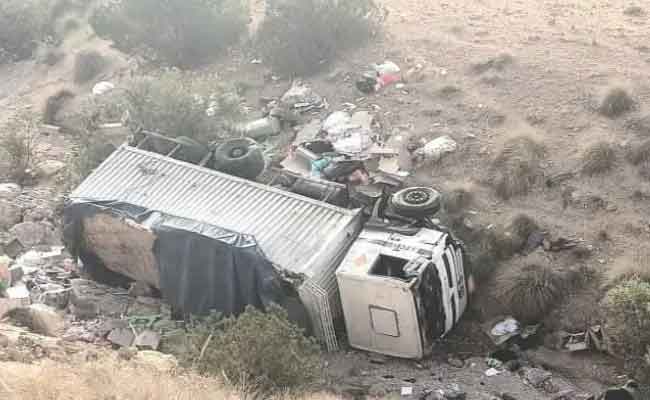 سقوط شاحنة في واد يخلف مصرع شخصين بالمسيلة