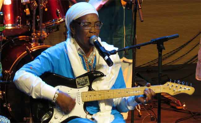 العمل الوثائقي”مغنية الروك الصحراوية” يمثل الجزائر في مهرجان أفلام الجالية الافريقية ال12 بباريس…