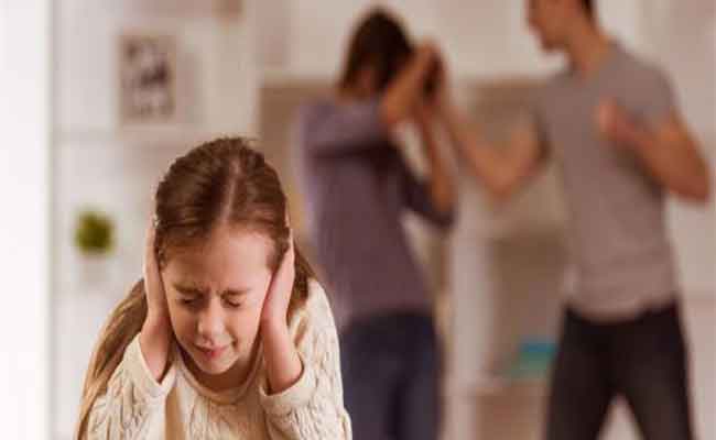 لن تصدّقوا مدى التأثيرات المدمّرة على الطفل الذي يشاهد شجار والديه