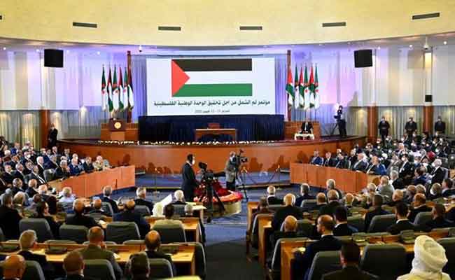 أحزاب جزائرية تثمن إعلان الجزائر المتوج لمؤتمر لم شمل الفلسطينيين وتدعو إلى ضرورة التمسك ببنوده