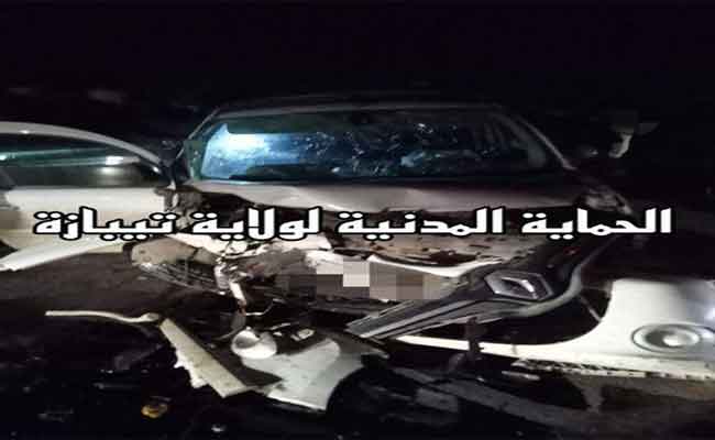 اصطدام بين سيارتين يخلف قتيلا ومصابين بتيبازة