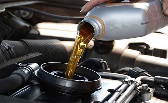 إعلان بيع على الأنترنت يطيح بلصوص زيوت محركات السيارات بتيارات