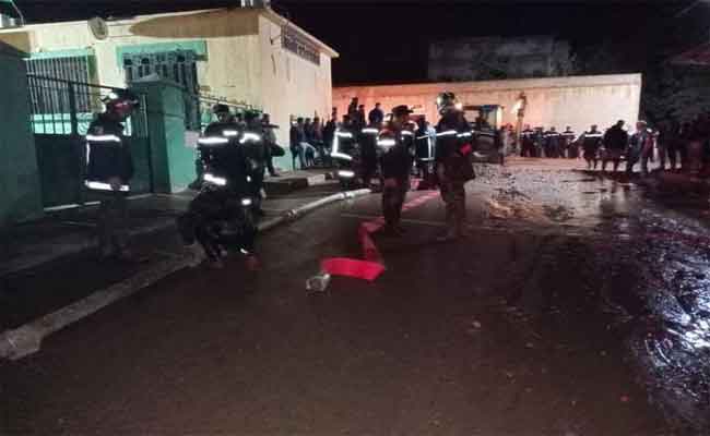 الأمطار الطوفانية بتيارات تخلف مصرع 4 شبان ومصابين اثنين