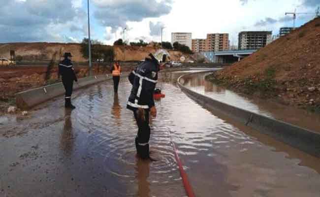 الحماية المدنية تدعو المواطنين إلى الرفع من درجة الحيطة والحذر على إثر التقلبات الجوية