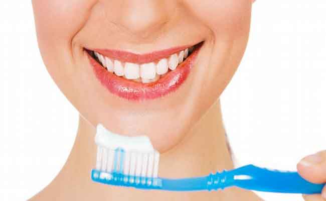 كيف يساعد الفلورايد في حماية أسنانكم من التسوس؟