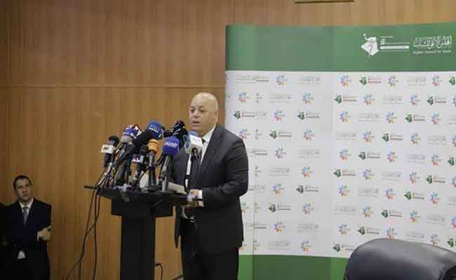 وزير المجاهدين : الشباب الجزائري “يضع ثقته الكاملة في مؤسسات الدولة”