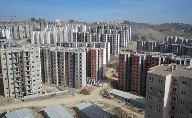 برمجة إنجاز 15 ألف وحدة سكنية بصيغة “عدل” في مشروع قانون المالية 2023