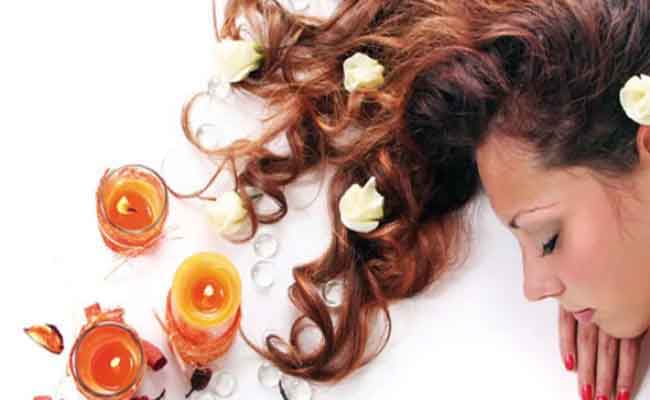 لن تصدقوا أنّ هذه العوامل تُسبّب رائحة فروة الرأس الكريهة!