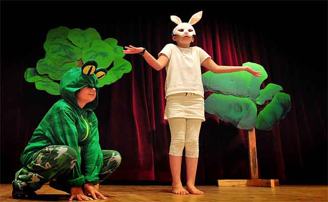 مسرحية ”الشمس النائمة” تفتك جائزة ”أحسن عرض متكامل” في ختام المهرجان الوطني ال18 لمسرح الطفل بقسنطينة…