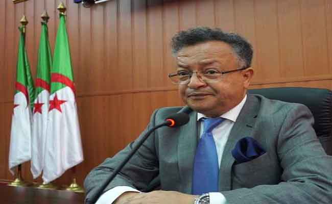 إشراف بداري ووليد على تنصيب اللجنة القطاعية الدائمة للبحث العلمي والتطوير التكنولوجي