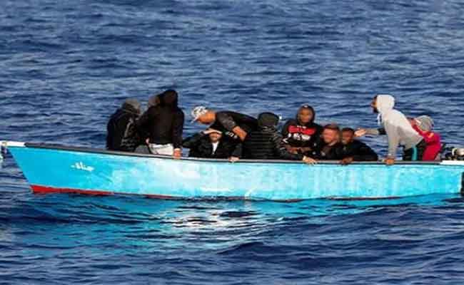 الإطاحة بشبكة وطنية تحترف الهجرة غير الشرعية بمستغانم