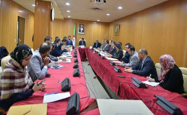 سليم مراح يستقبل وفدا عن المجتمع المدني للجالية المقيمة بالخارج