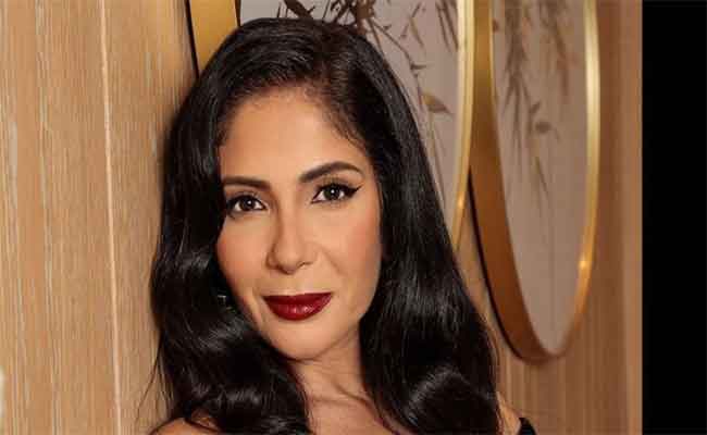 منى زكي تنافس ب”ضد الريح” في سباق رمضان وتختار”الوش الثاني “للعودة الى المسرح من بوابة موسم الرياض…