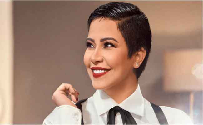 شيرين عبد الوهاب تتجه الى القضاء ضد شقيقها وتورطه في “مؤامرة”ضدها…