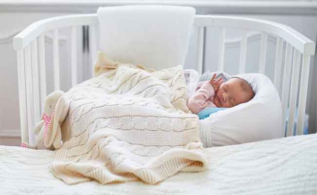 ما هي أفضل الطرق التي يمكن أن تعتمديها لتدفئة الرضيع؟