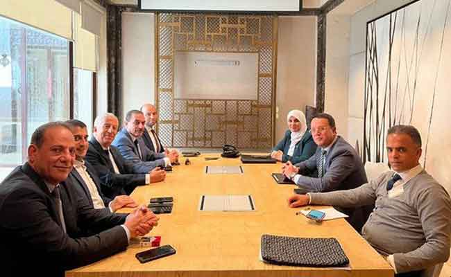 لقاء الوفد الجزائري بنظيره المصري على هامش المؤتمر البرلماني حول التغيرات المناخية