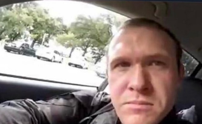 منفذ الهجوم الإرهابي على مسجدين في نيوزيلندا يستأنف على حكم سجنه مدى الحياة
