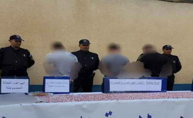 الإطاحة بشبكة إجرامية تحترف ترويج المهلوسات بكشك بالمدية