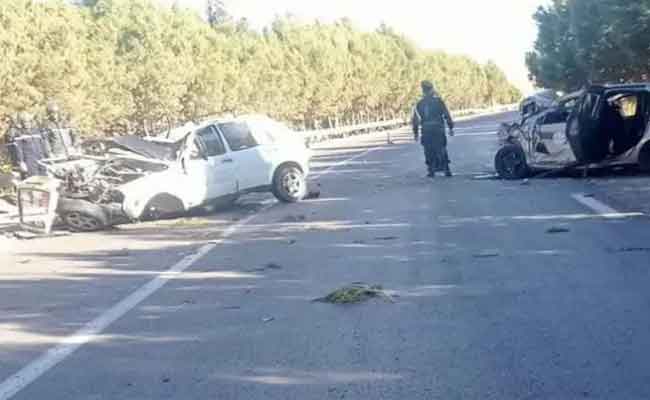 اصطدام سيارتين يخلف قتيلان و4 جرحى بتيارات