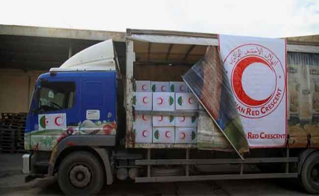 ارسال قوافل مساعدات تضامنية لفائدة العائلات المعوزة ب4 ولايات