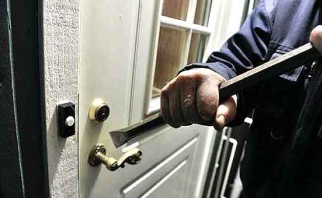 إلقاء القبض على عصابة إجرامية تحترف سرقة المنازل ببجاية