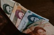 العملة الإيرانية تنهار